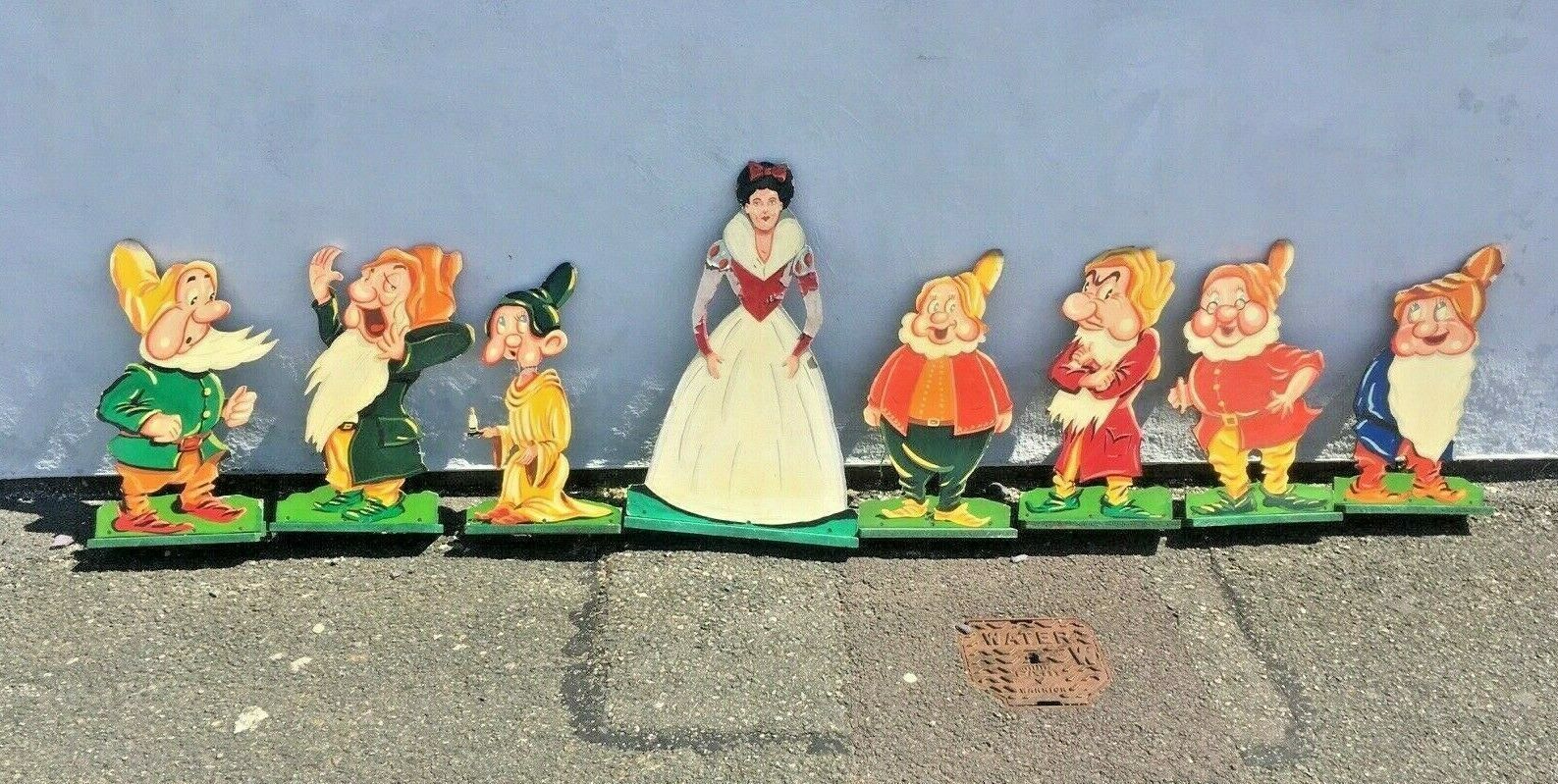 Large Vintage 1970's Snow White & The Seven Dwarfs Wooden Funfair Garden Display