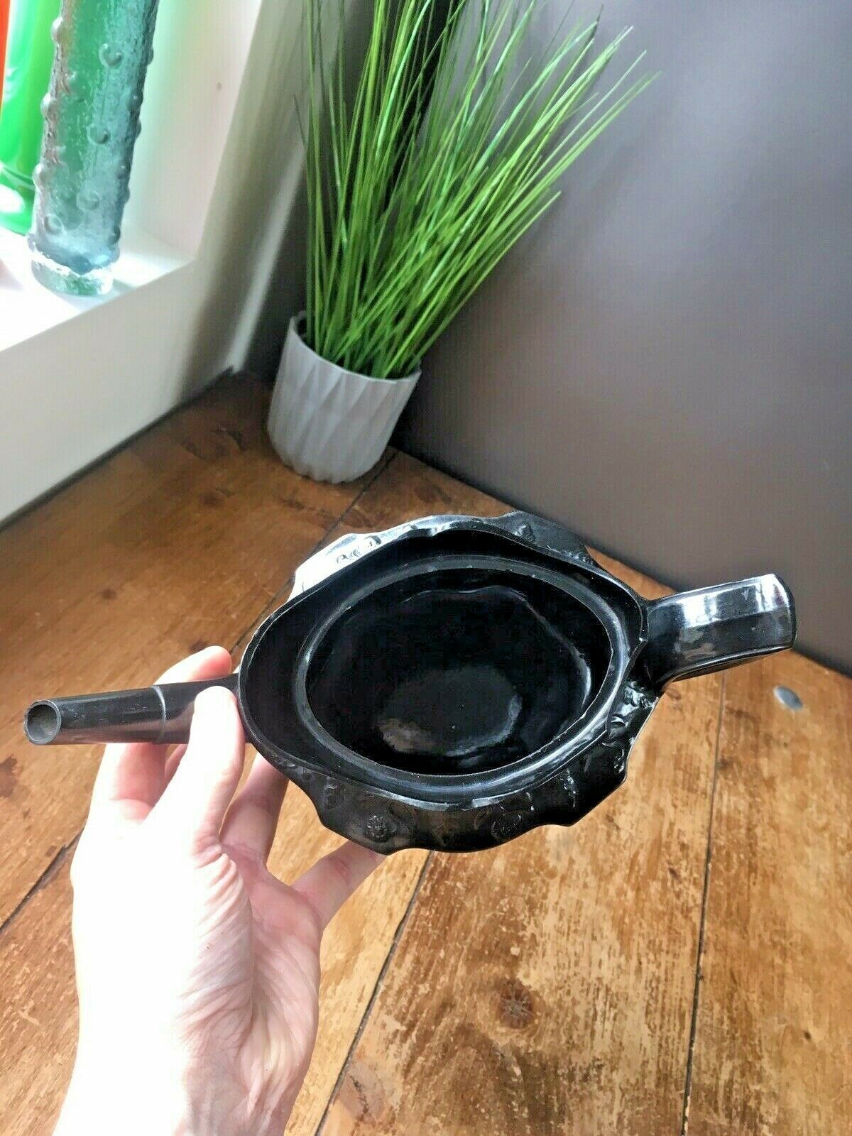 220.0 Rare Early 19th Century Black Basalt Neoclassical Leaves Teapot Castleford Style photo