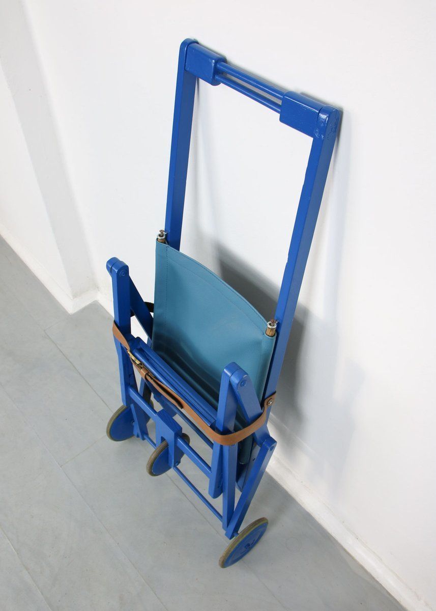 photo vinterior Mid Century Blue Wooden Foldable Stroller, 1960s