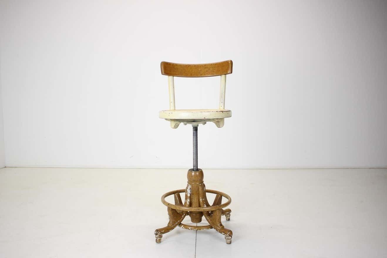 photo vintage Wooden Height Adjustable Chair,Czechoslovakia, 1920s
