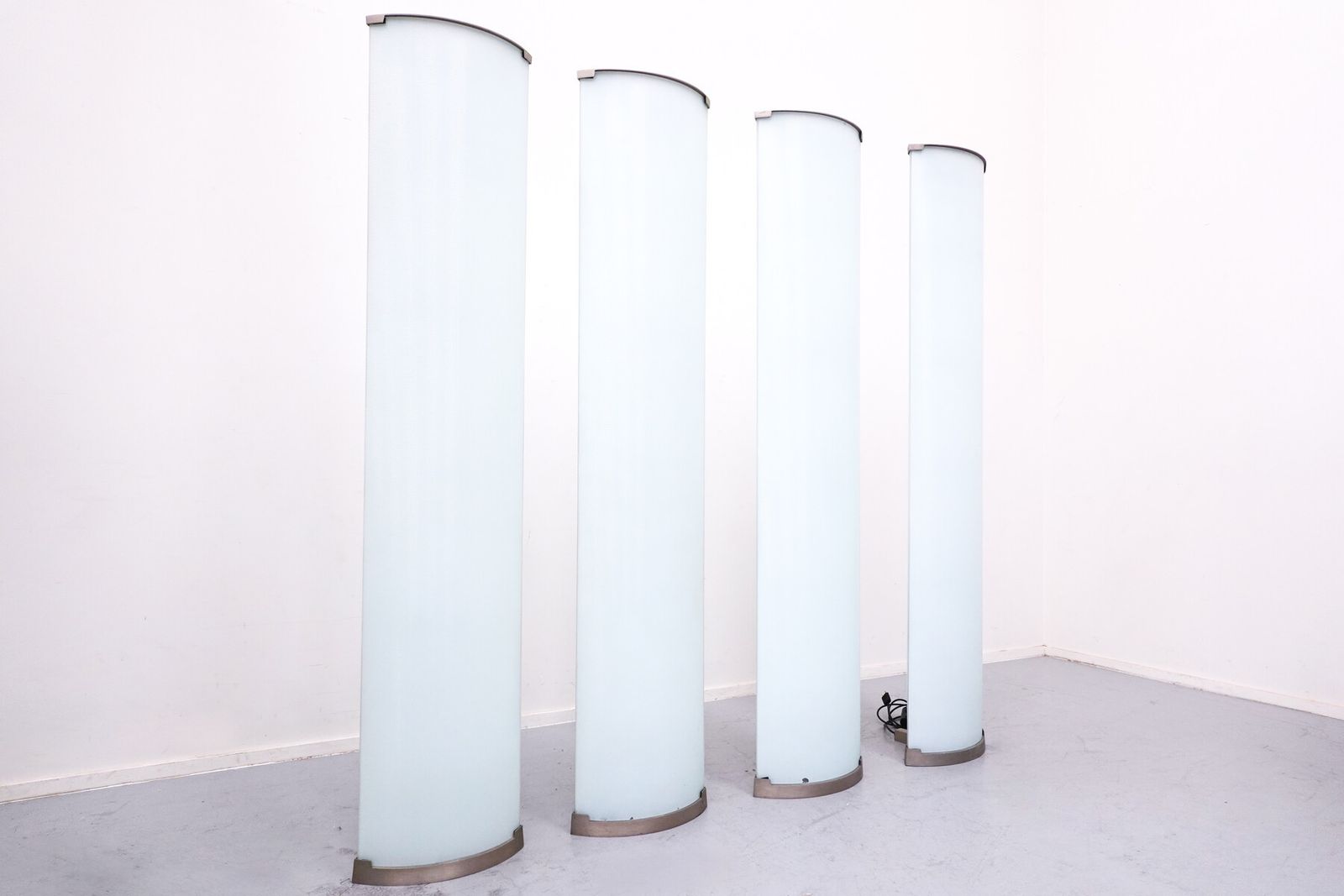 1960's Italian "Pirellone" Floor Lamps By Gio Ponti For Fontana Arte photo for sale