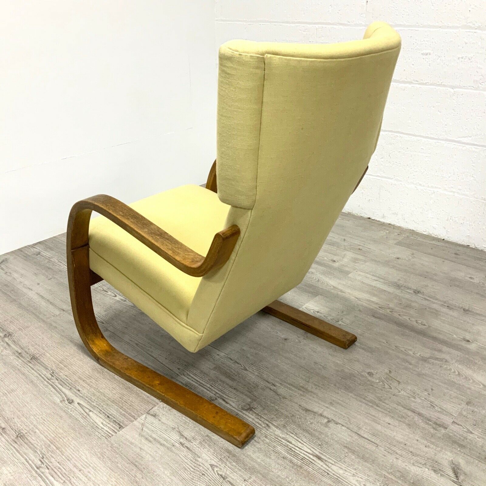 An Early Alvar Aalto No2 Model 401 Bent Plywood Lounge Chair Finmar / Artek photo Furniture