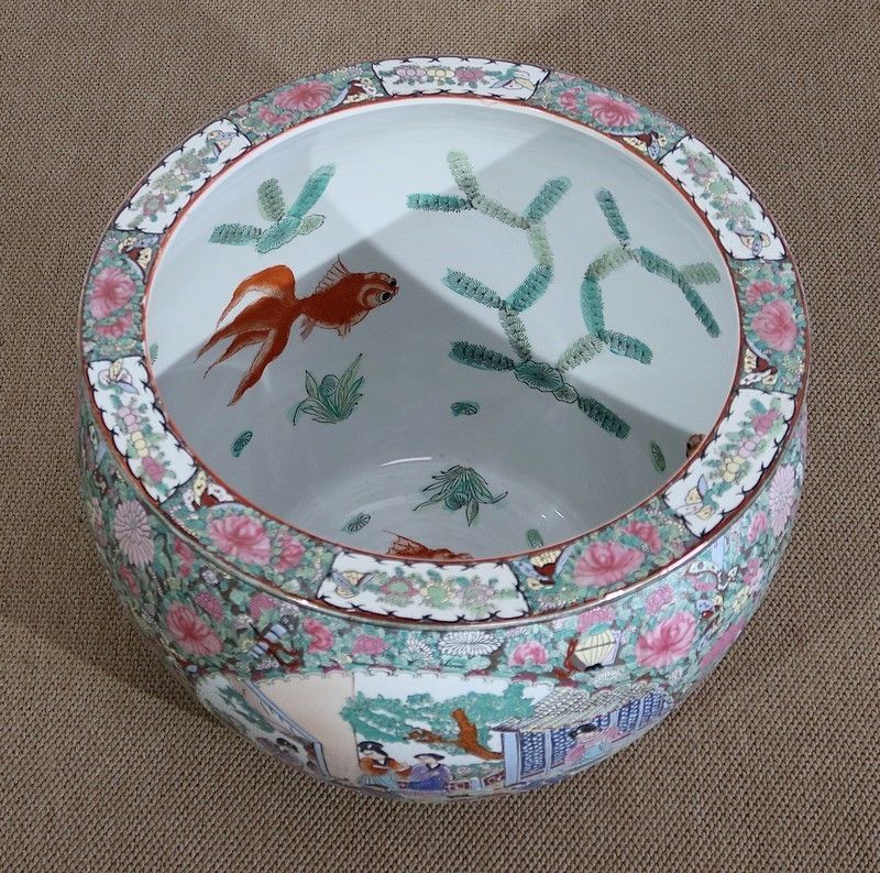 Important Canton Porcelain Aquarium, China, 19th Century photo Home Decor