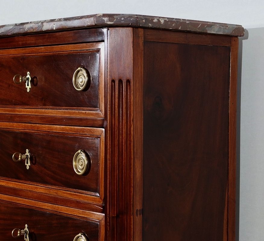 photo vinterior Small Semainier In Mahogany,  Louis XVI Period, 18th Century