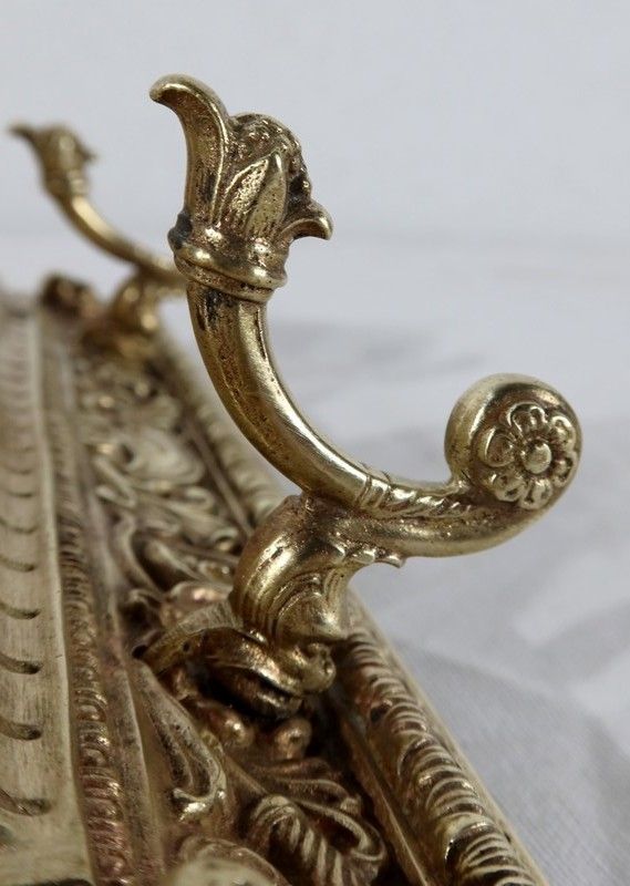 808.55 Inkwell In Gilded Bronze, In The Renaissance Style   Late 19th Century photo