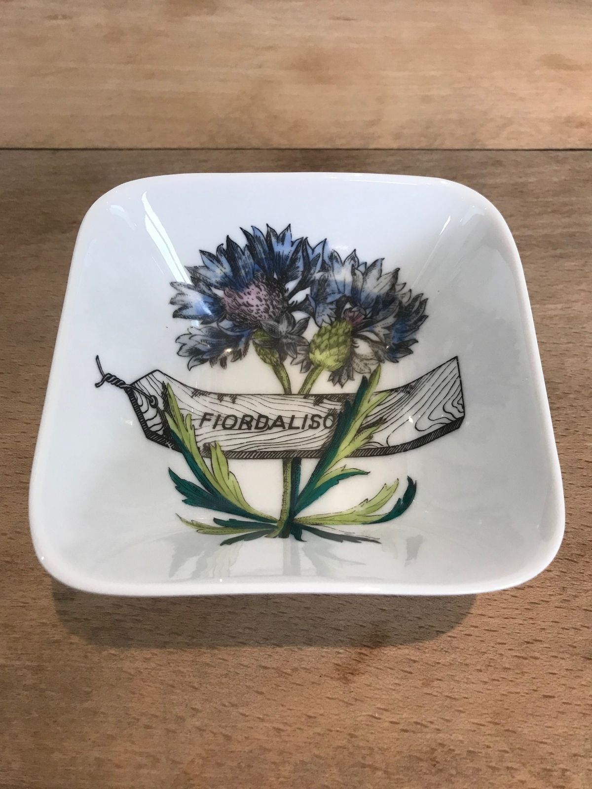 Super Rare Set Of Four Mid Century Modern Piero Fornasetti Botanica Pratica Porcelain Square Hors D'oeuvres Bowls Or Dishes photo vinterior