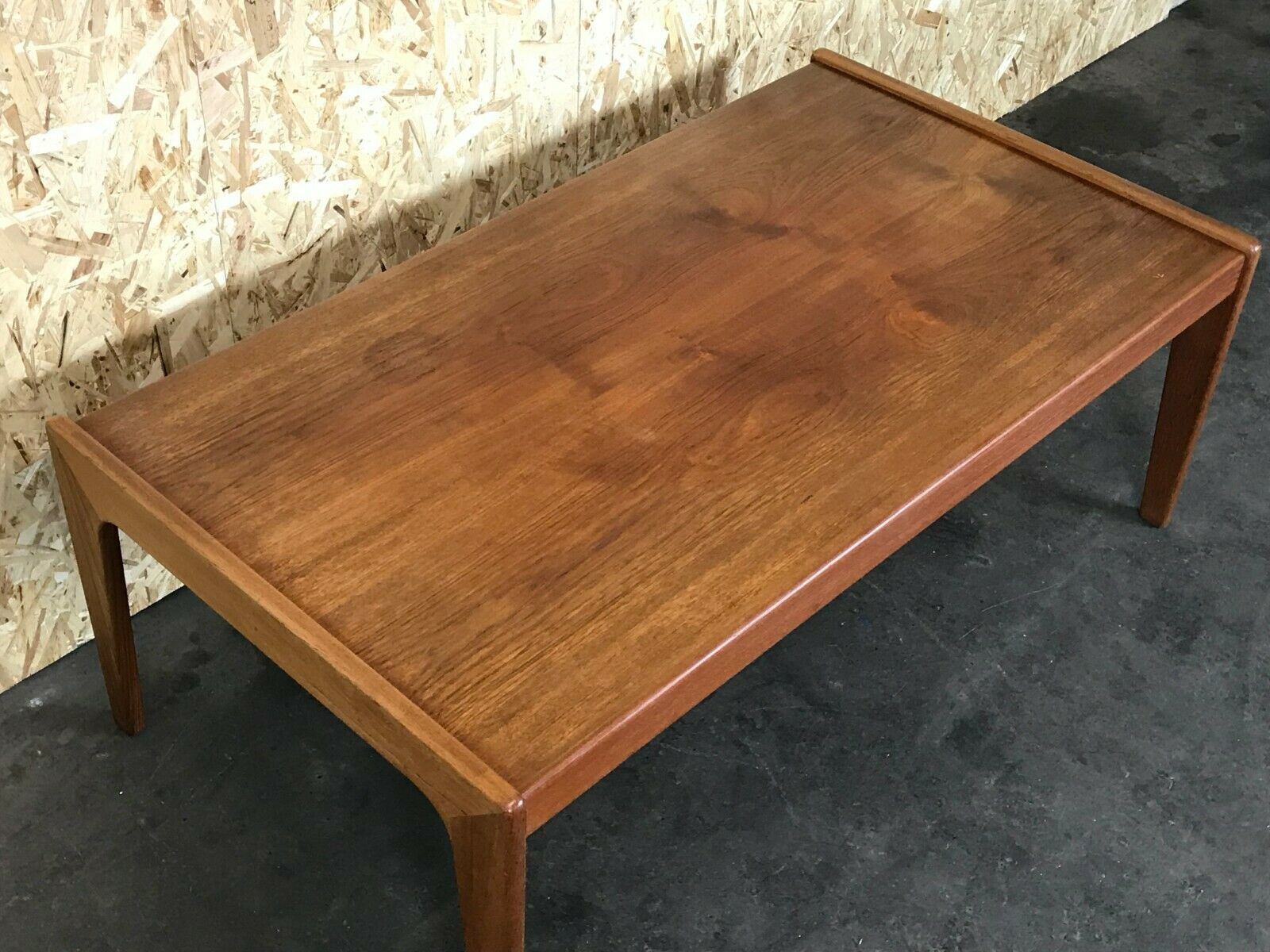 60s 70s Teak Table Coffee Table Arne Wahl Iversen Comfort Danish Denmark photo vinterior