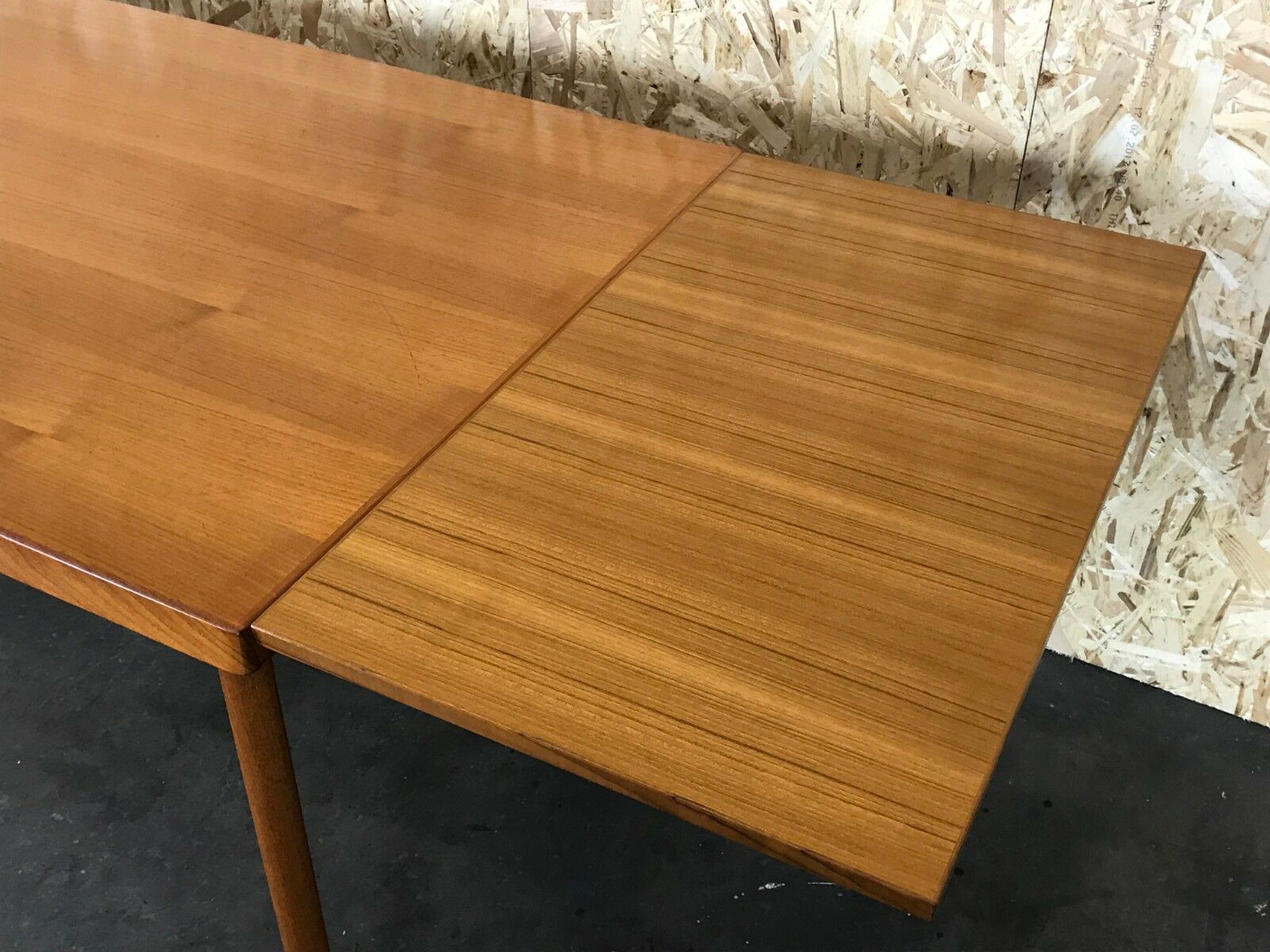 Dining Table Burchardt Nielsen Danish Design photo 507.0