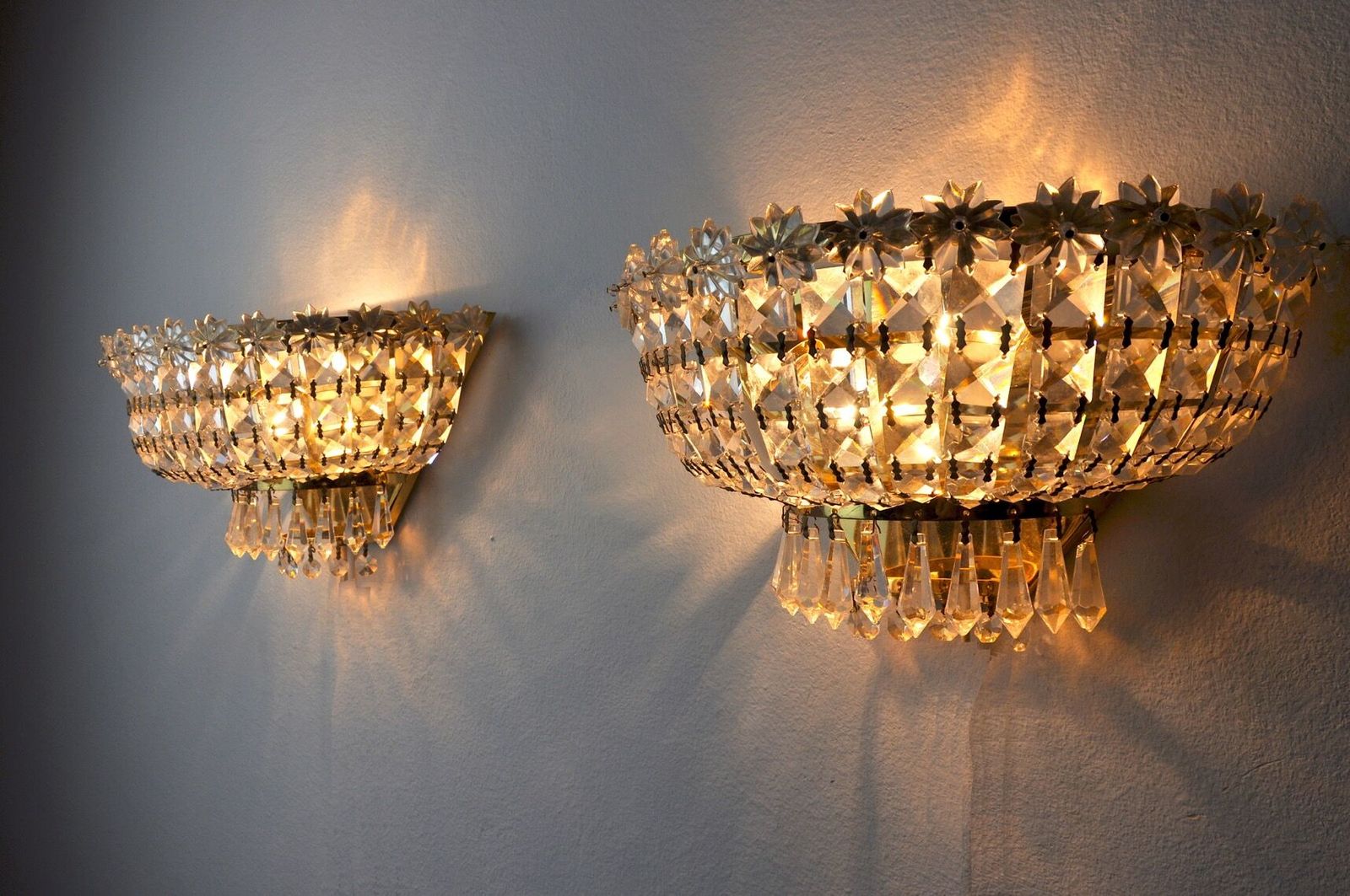 Pair Of Regency Wall Lamps, Cut Crystals, Italy, 1980 photo 1373.0