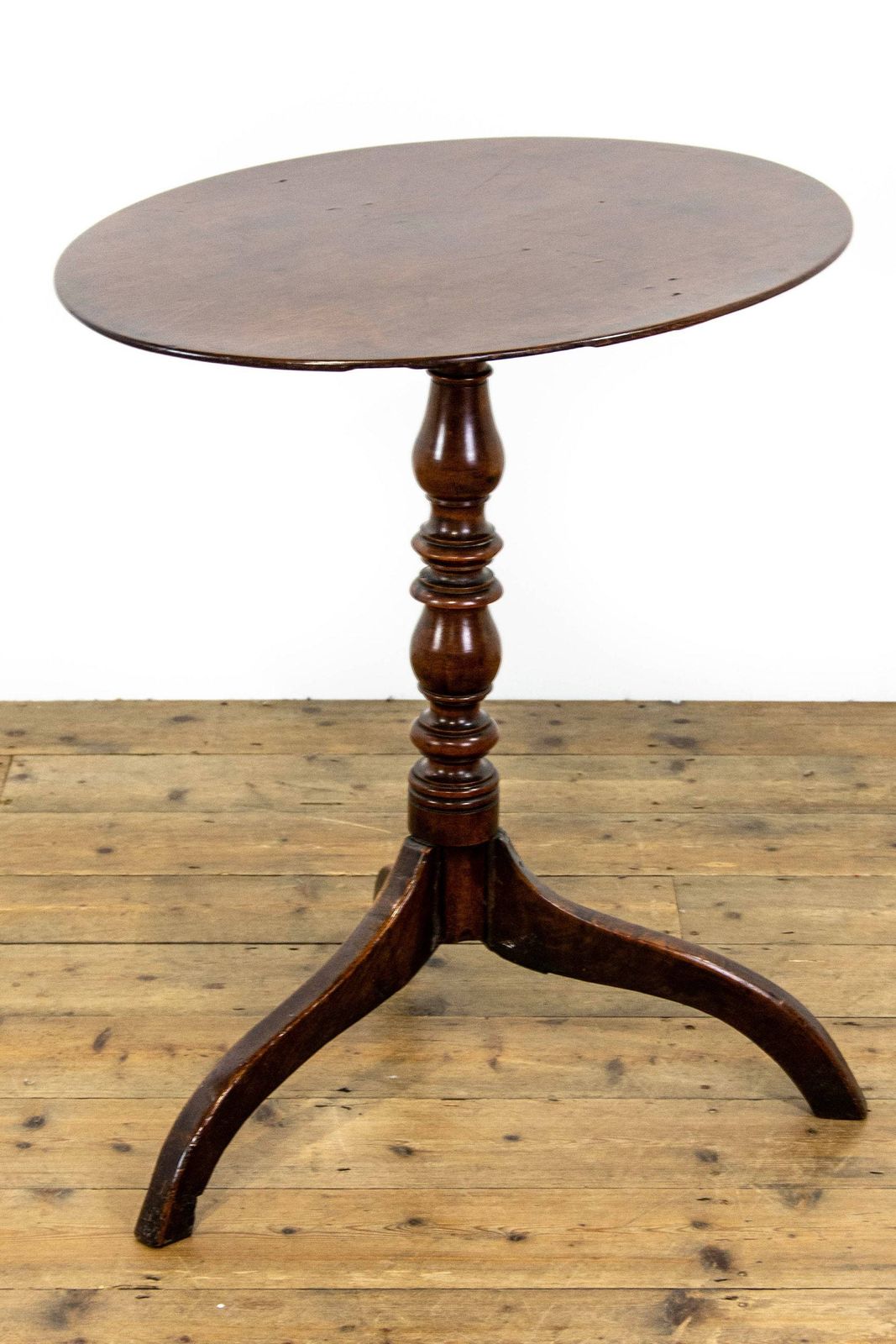 Antique Mahogany Oval Side Table photo 395.0