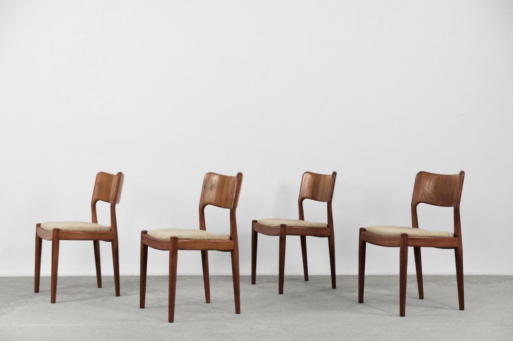 Mid Century Modern Danish Teak Dining Chairs From Glostrup Møbelfabrik, 1960s, Set Of 4