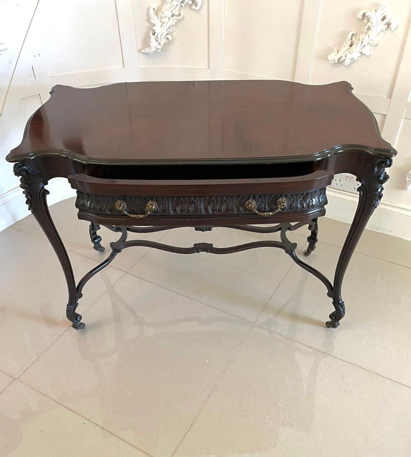 photo for sale Outstanding Quality Antique Victorian Carved Mahogany Freestanding Centre Table