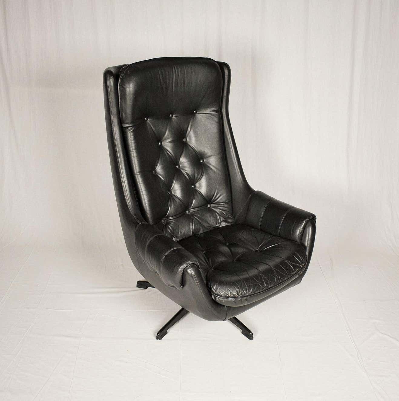 Design Scandinavian Leather Armchair / Lounge Chair By Peem, 1970s photo furniture