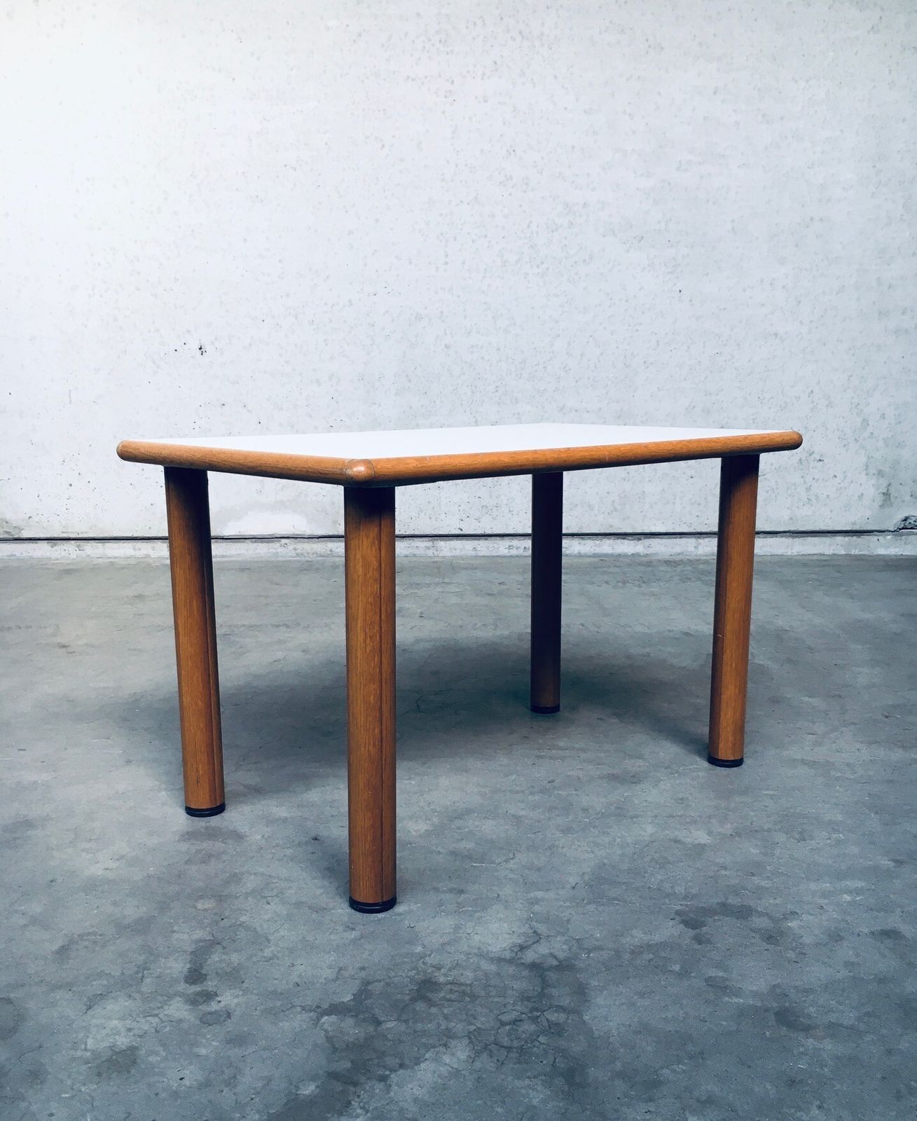 Postmodern Design Keukentafel Van Gamar, Italië, Jaren 1970 photo vintage
