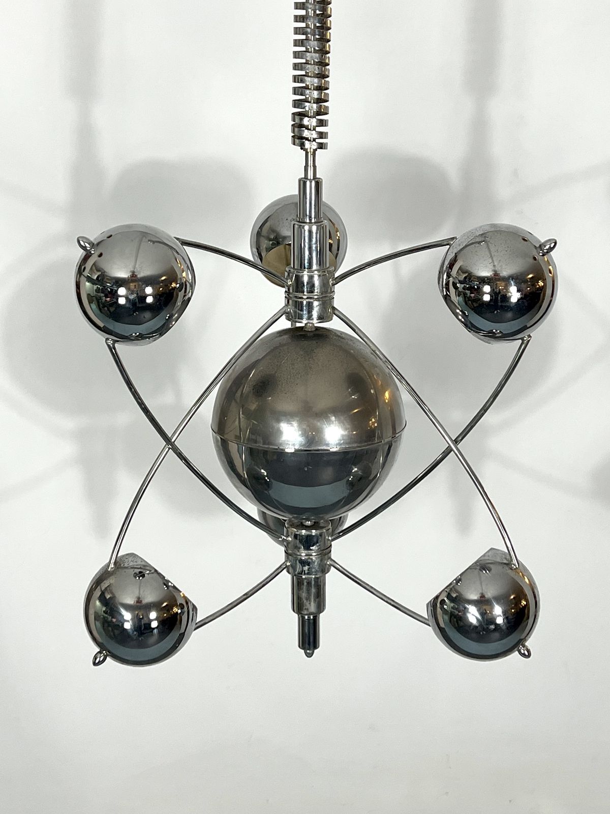 photo furniture Goffredo Reggiani, Satellite Chrome Chandelier From 60s