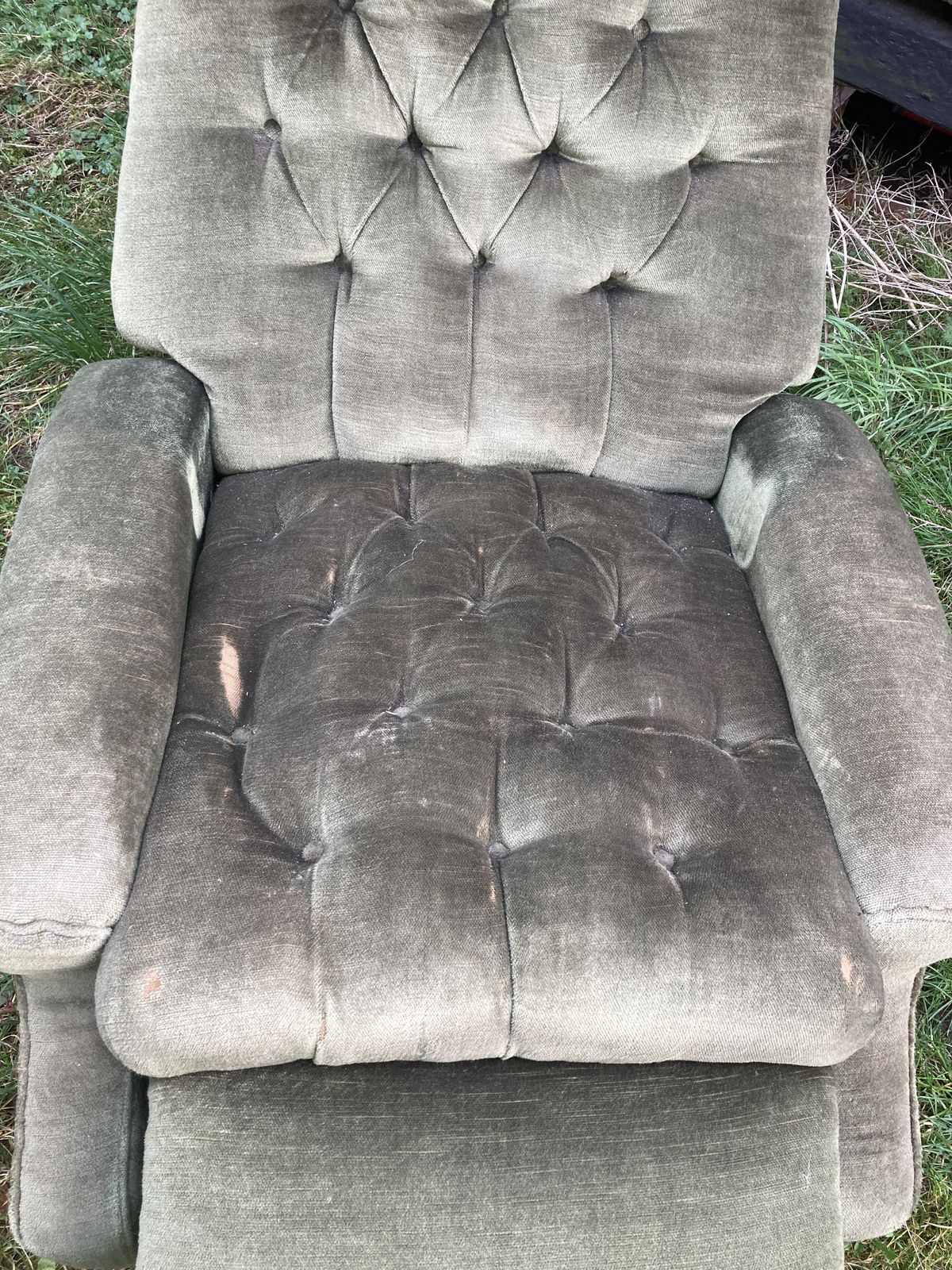 Mid Century Buttoned Green Recliner Chair Restoration Project photo 295.0