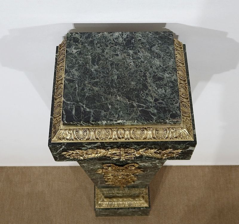 Marble Stand Sheath, Louis XVI Style – Late 19th Century photo Home Decor