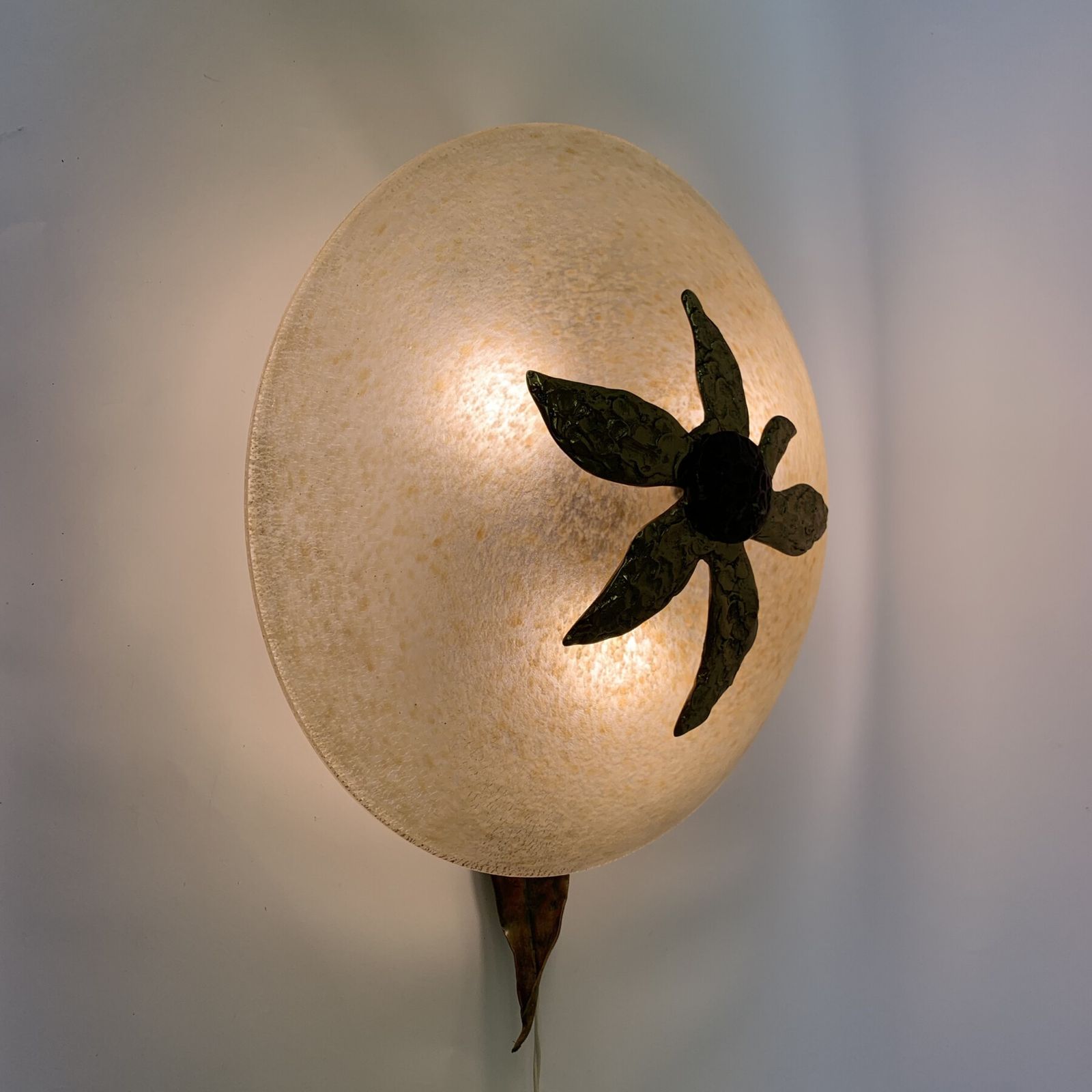 Unieke Italiaanse Glazen Plafondlamp, Jaren 1970 photo for sale