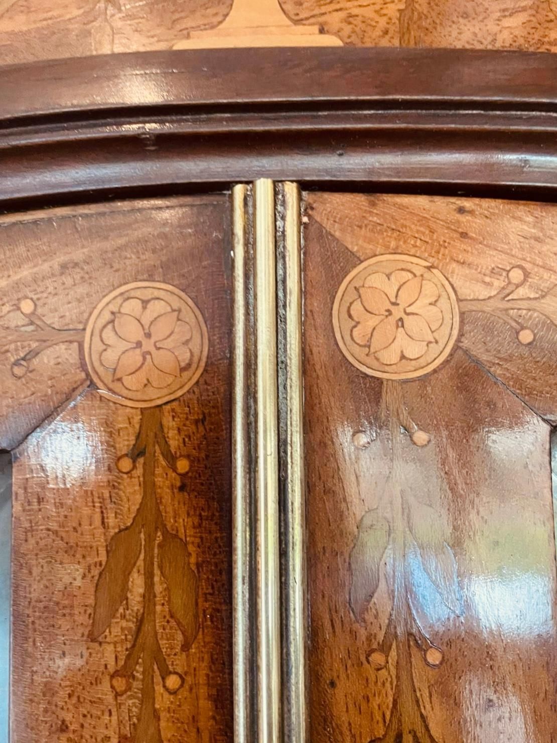 photo furniture Fine Quality Antique Victorian Mahogany Inlaid Cylinder Bookcase
