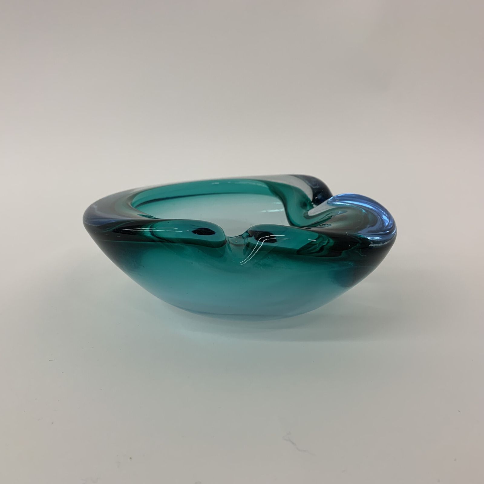 Mid Century Design Set Of 4 Blue Murano Glass Bowls , 1970’s photo vinterior