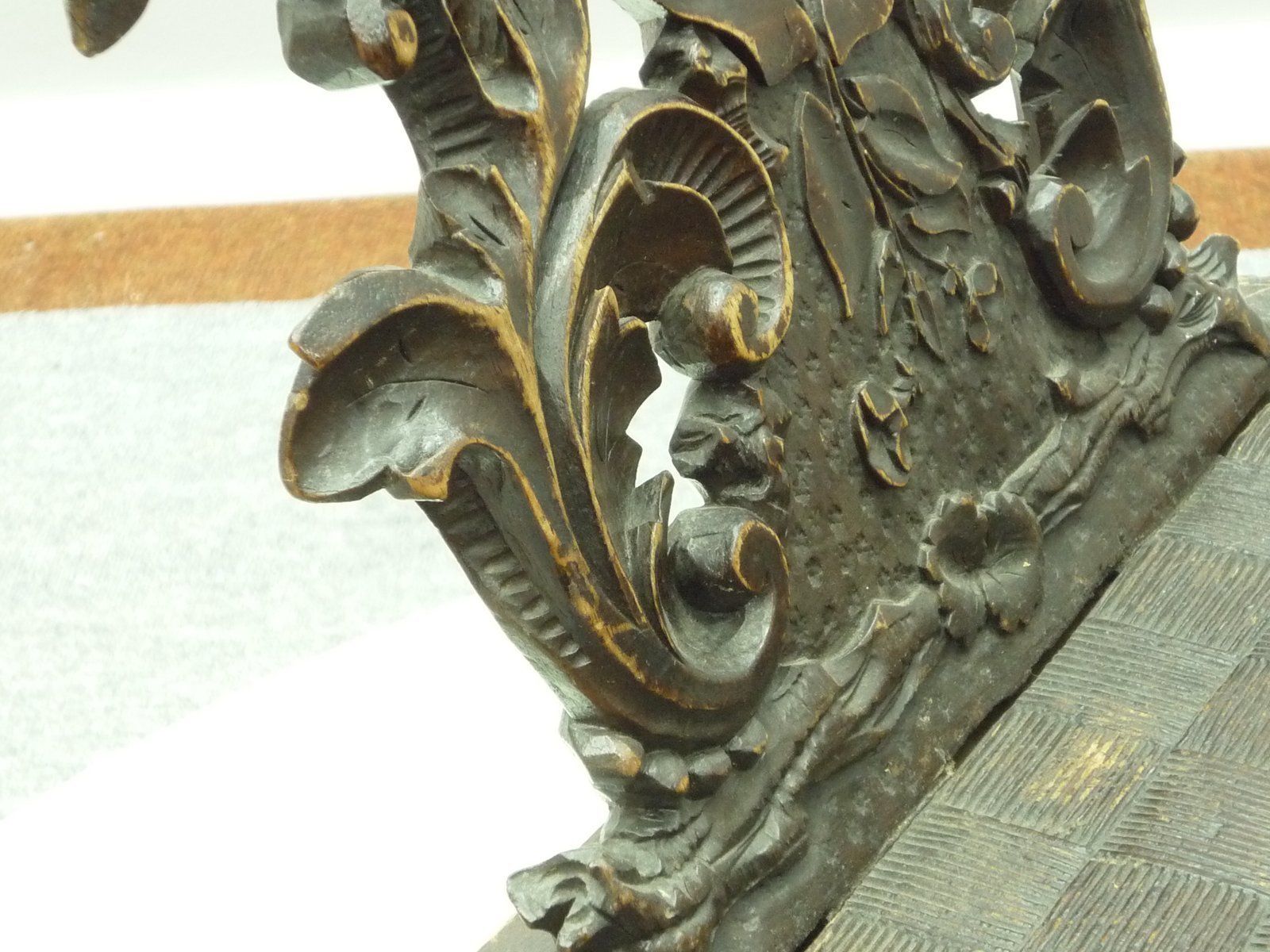 1123.0 Antique Hand Carved Oak Chair, 1900s photo