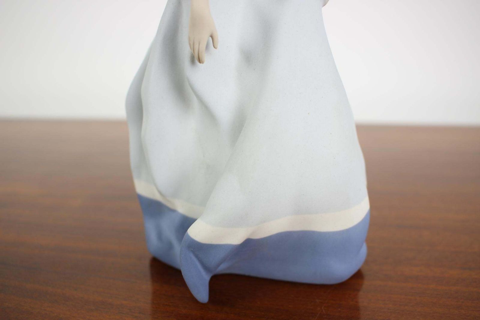 photo furniture Porcelain Statue Of A Woman, Royal Dux