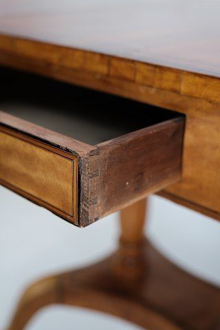 Antique Empire Table With Flaps And Marquetry In Birch Wood Originating From Denmark Made In The 1840s. photo vinterior