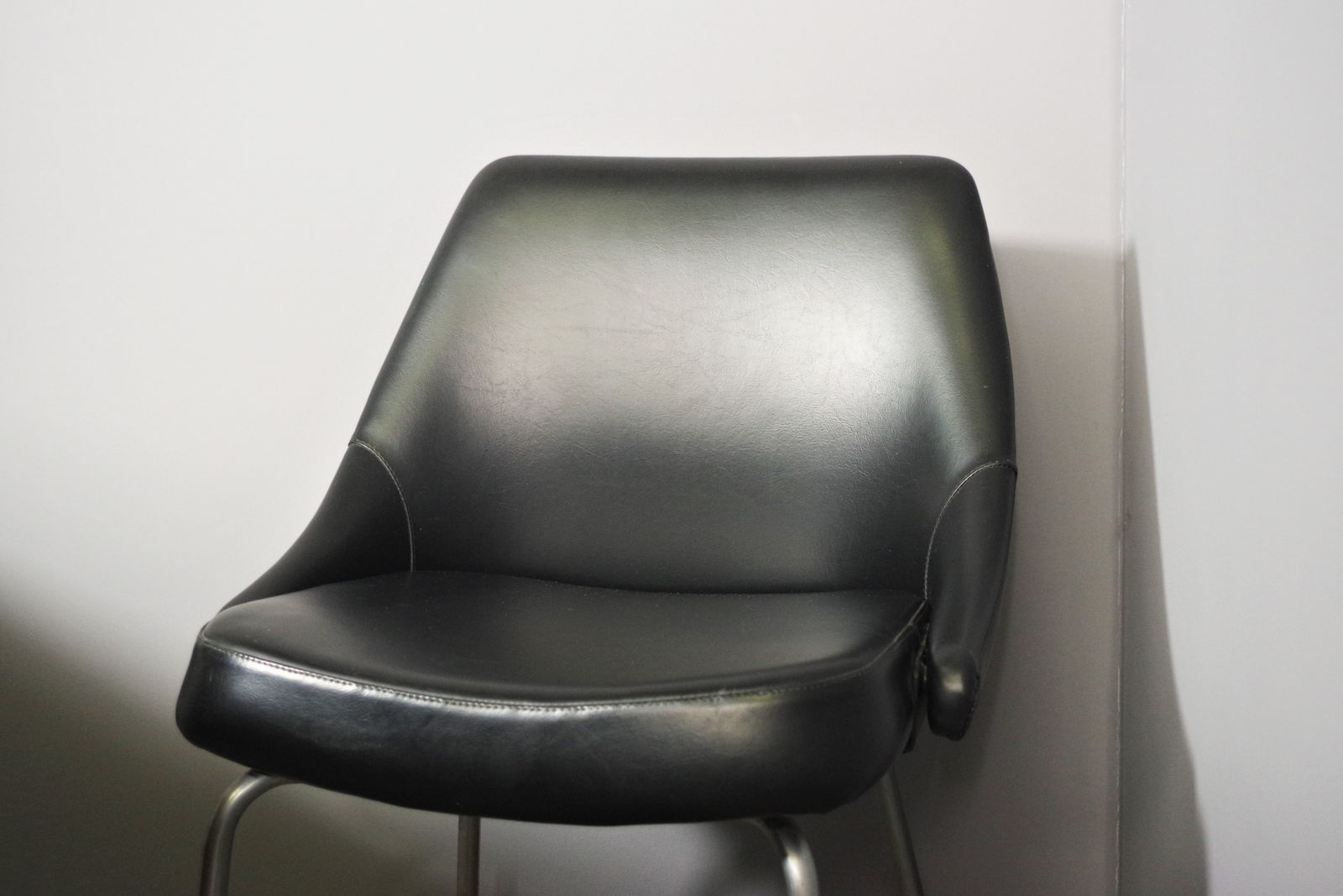 Desk Set And 2 Fantoni Chairs, 60s photo vinterior