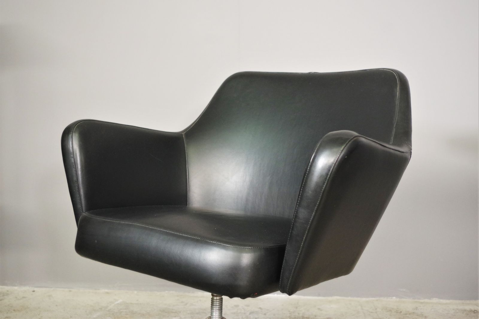 Furniture Desk Set And 2 Fantoni Chairs, 60s photo