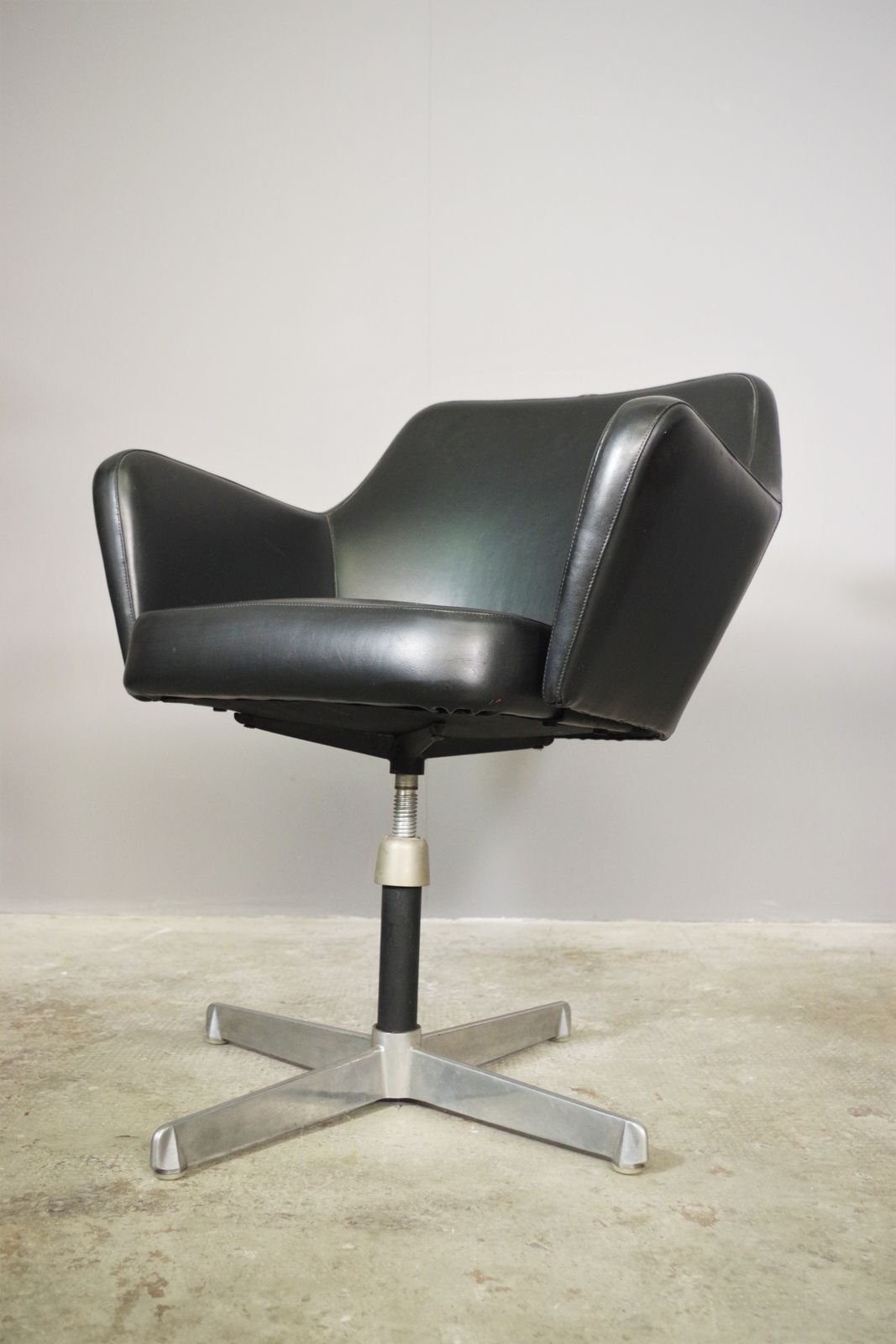 photo buy Desk Set And 2 Fantoni Chairs, 60s