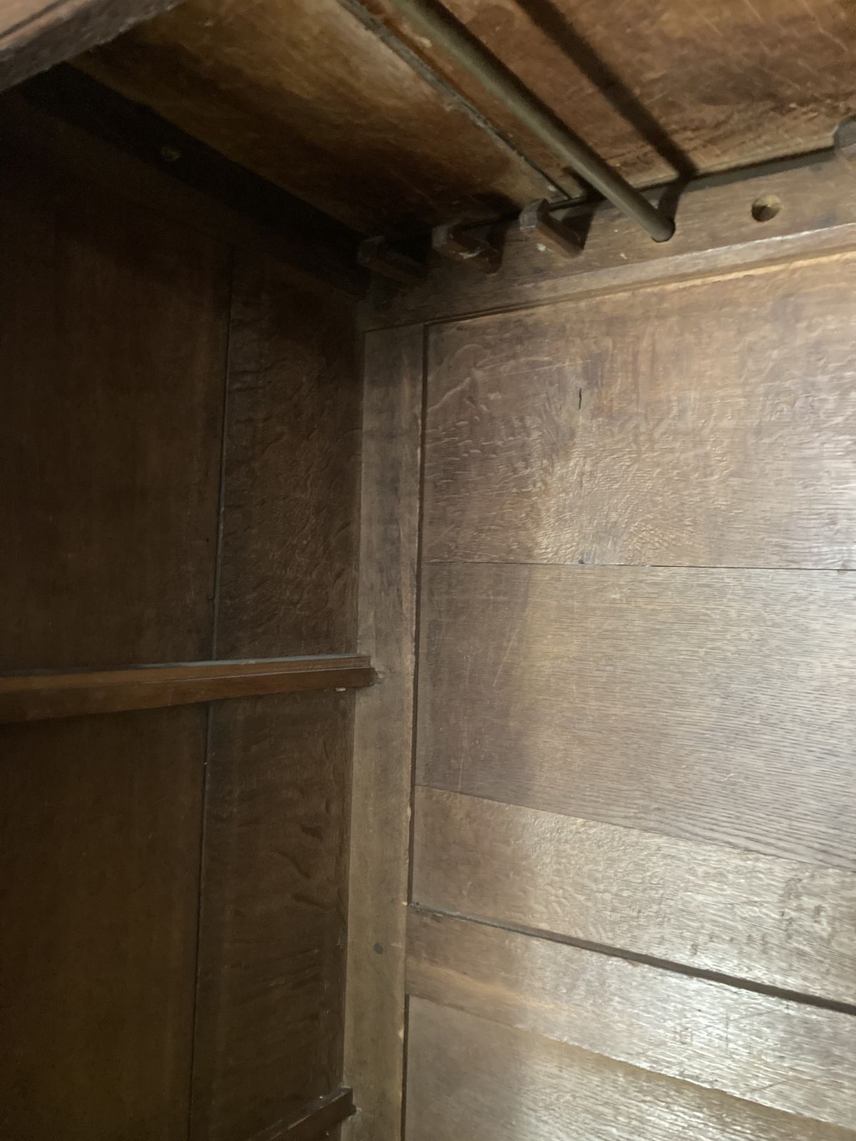 Oak Harness / Cloakroom /Housekeepers/Maids/Pantry Cupboard photo 1200.0