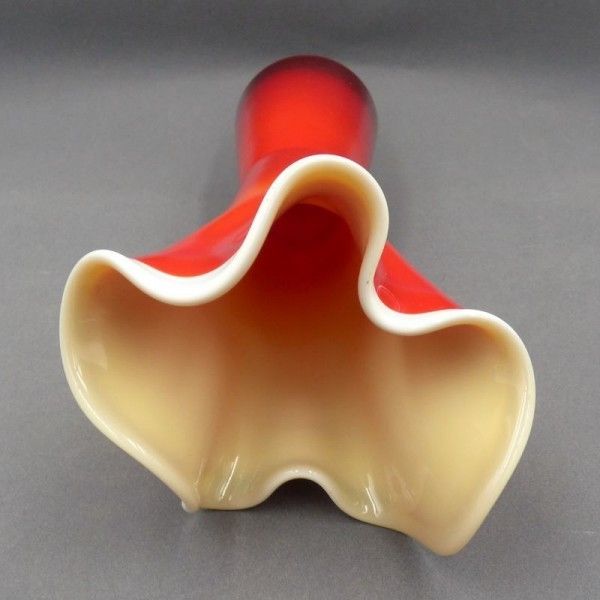 Red & White Murano Glass Vase. Italy 1950   1959 photo 541.0