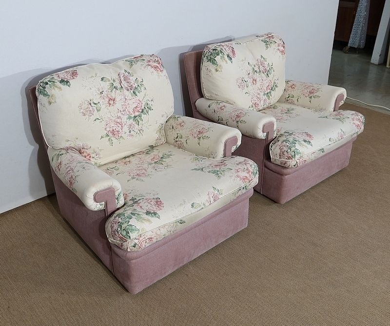 Pair Oflounge Armchairs, English Spirit , 20th Century photo furniture