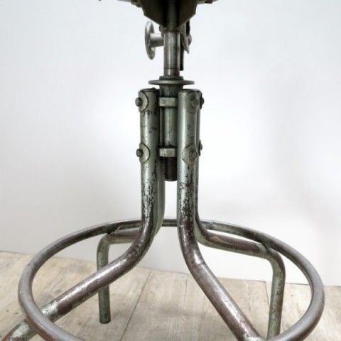 Swivel Industrial Office Chair. photo vintage