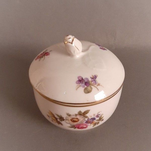 Porcelain Coffee Pot And Sugar Bowl From Tirschenreuth Bavaria. 1950   1959 photo vintage