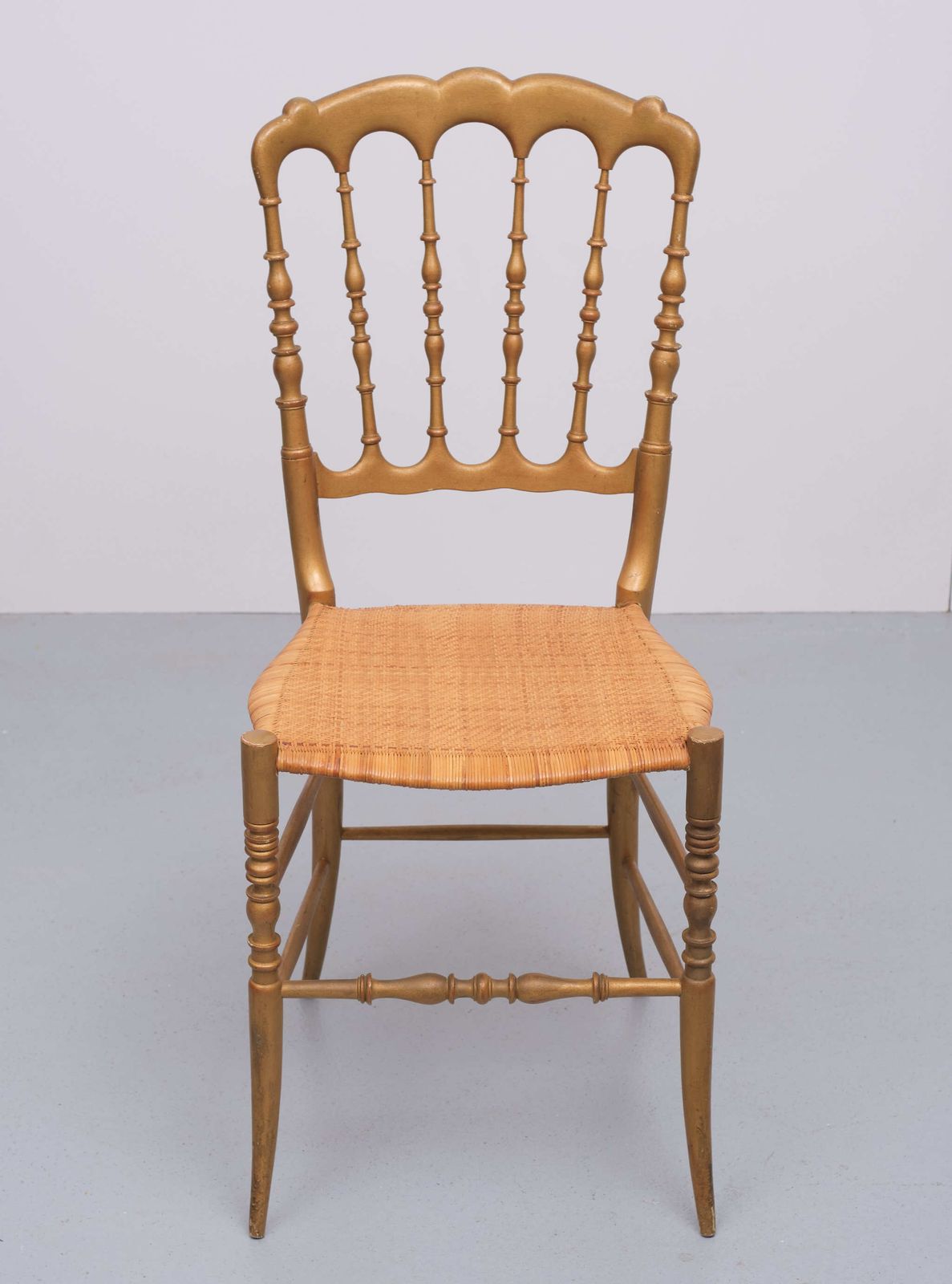 photo furniture Chiavari Chair 1950s Italy, Olive Wood