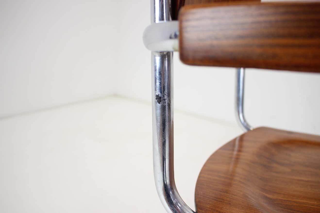 photo furniture Restored Bauhaus Chrome Chair By Rudolf  Vichr Prag, 1930s