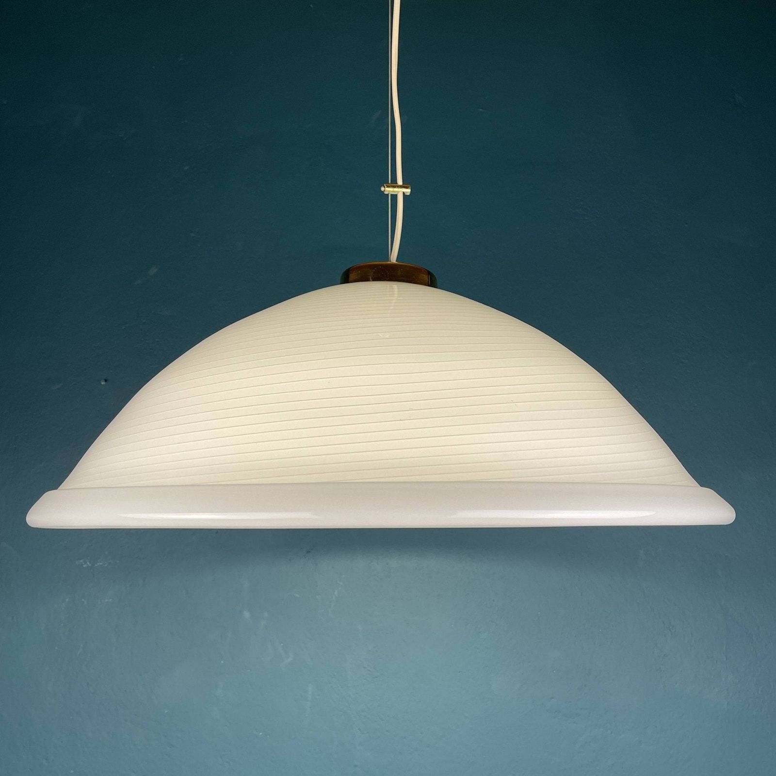 Vintage Large Swirl Murano Glass Pendant Lamp Italy 80s White Mid Century Lighting Vintage Murano Chandelier photo vintage