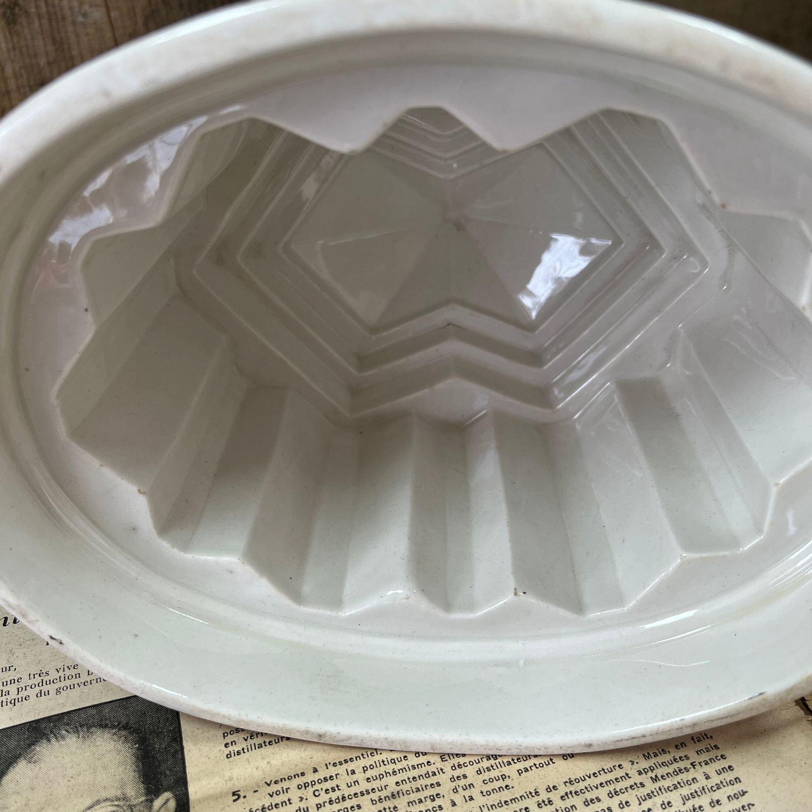Huge White Ironstone Victorian Jelly Pudding Mould photo furniture