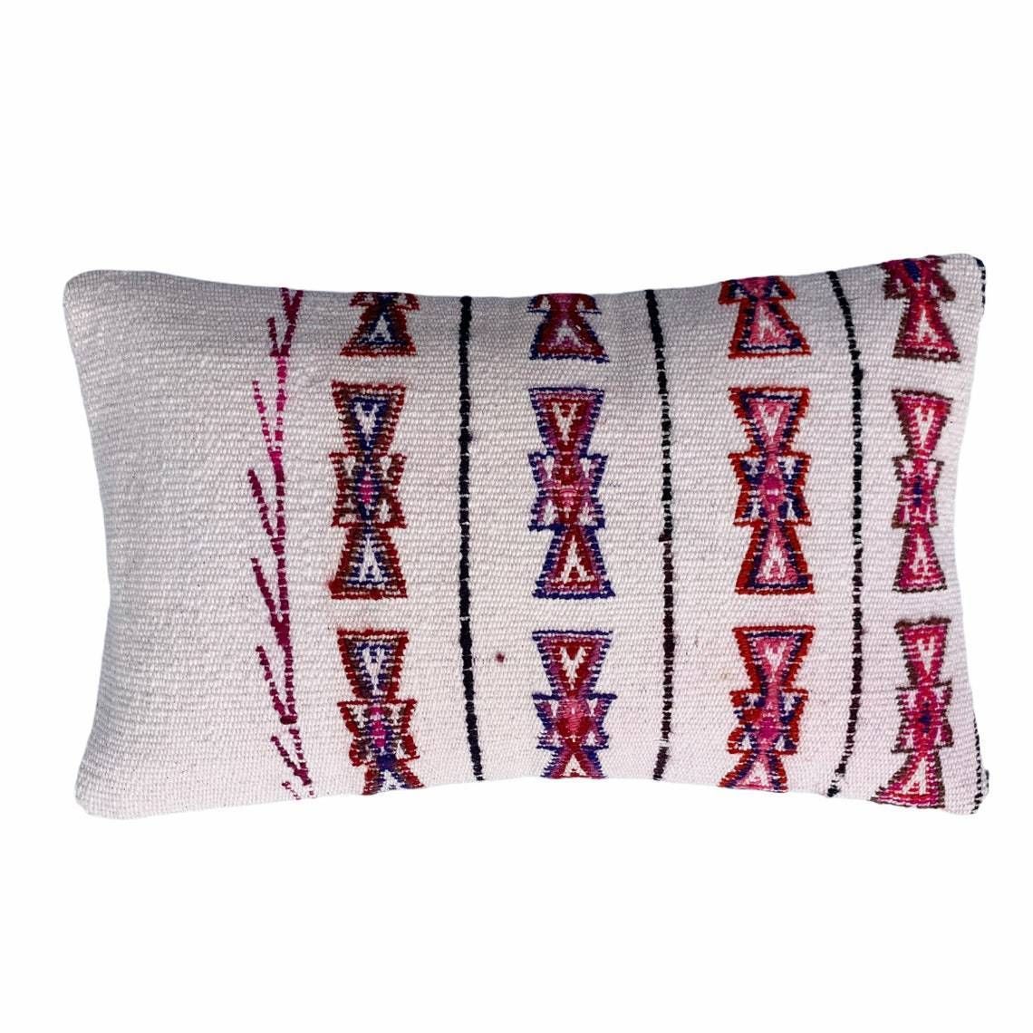 Vintage Turkish Kilim Cushion Cover, 30 X 50 Cm photo Textiles