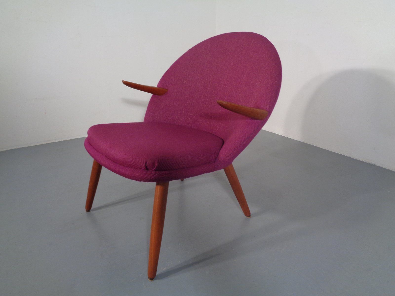 photo vinterior Danish Teak Armchair By Kurt Olsen For Glostrup, 1950s