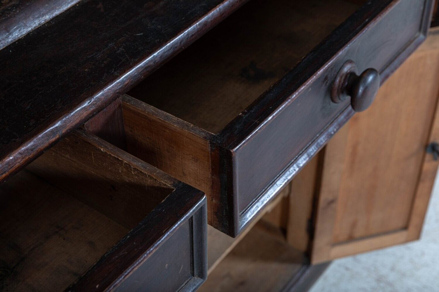 photo furniture Large 19thc English Glazed Pine Dresser