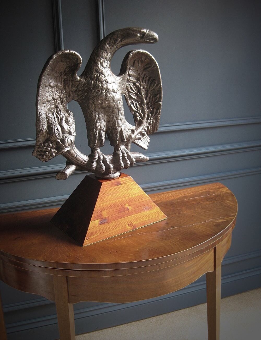 Rare American Printing Press Iron Eagle Sculpture photo for sale