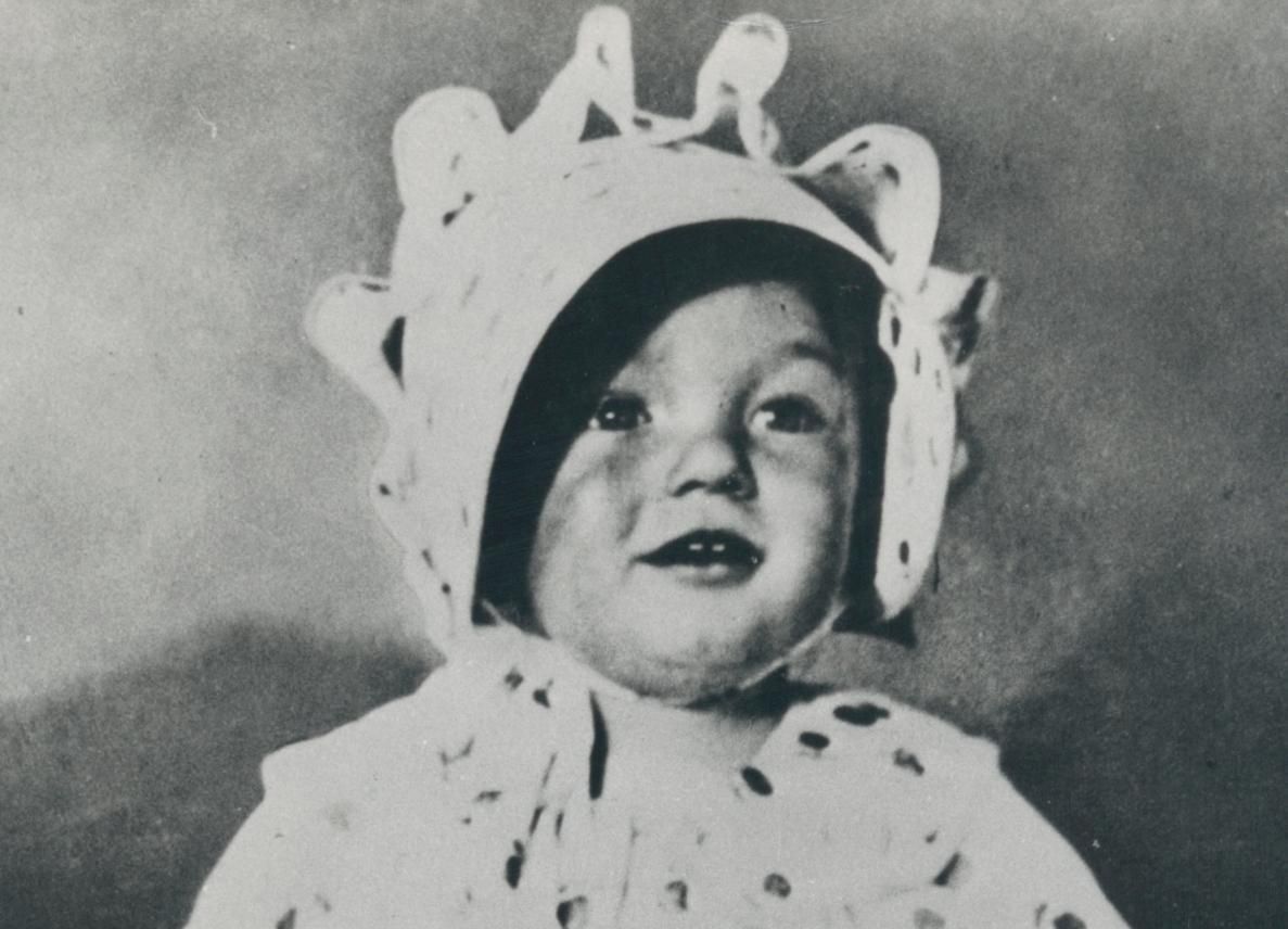 Marilyn Monroe (Norma Jean) As Little Child, Ca. 1927 photo 376.0
