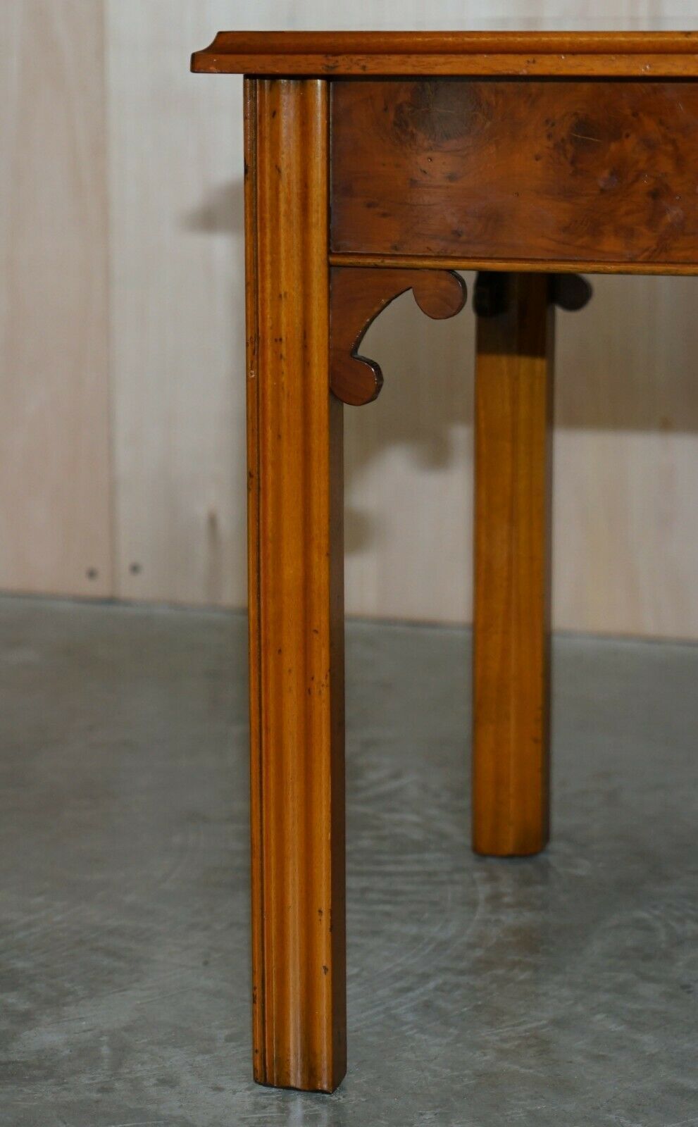 photo for sale Lovely Vintage Burr Yew Wood Side End Lamp Wine Table With Chippendale Arches