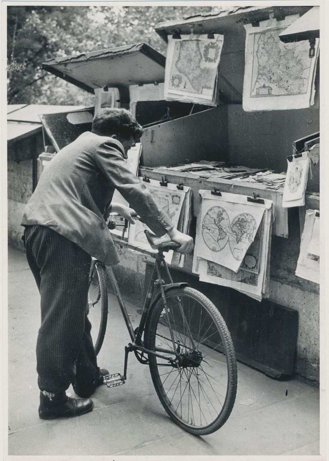 Man; Bike; Street Photography; Silver Gelatine Print; Paris, 1950s, 17,5 X 12,2 Cm 1955