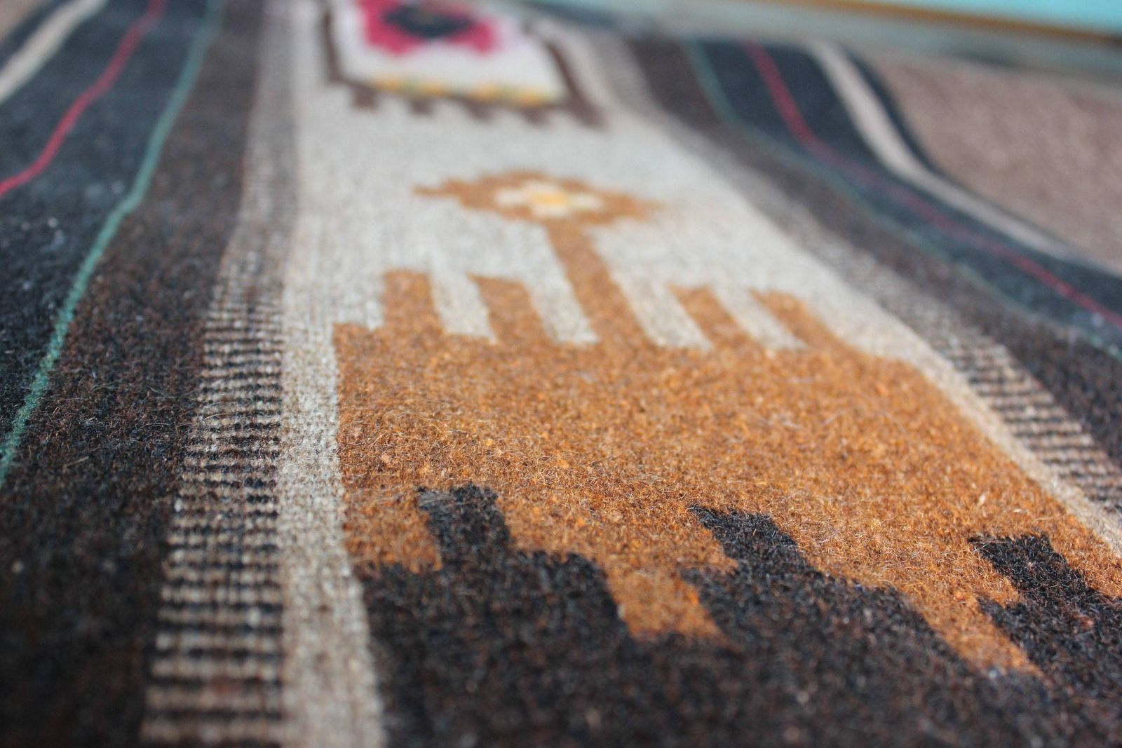 Large Wool Balkan's Rug Floor Carpet Tribal Kilim Traditional Carpet Ethnic Carpet Rug Rustic Home Design Farmhouse Gift Decor photo vintage