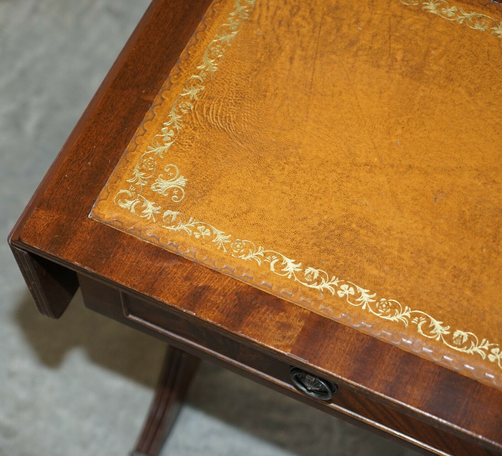 Vintage Brown Leather Gold Leaf Side End Table Extending Top Great Games Table photo 675.0
