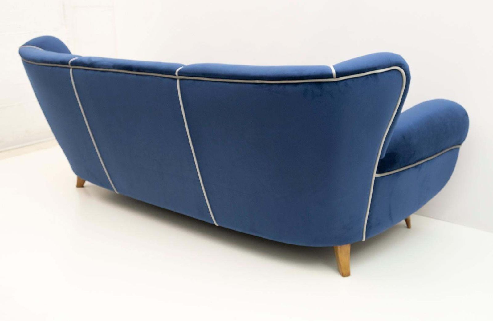 Guglielmo Ulrich Art Deco Italian Velvet Sofa, 1940s photo vintage