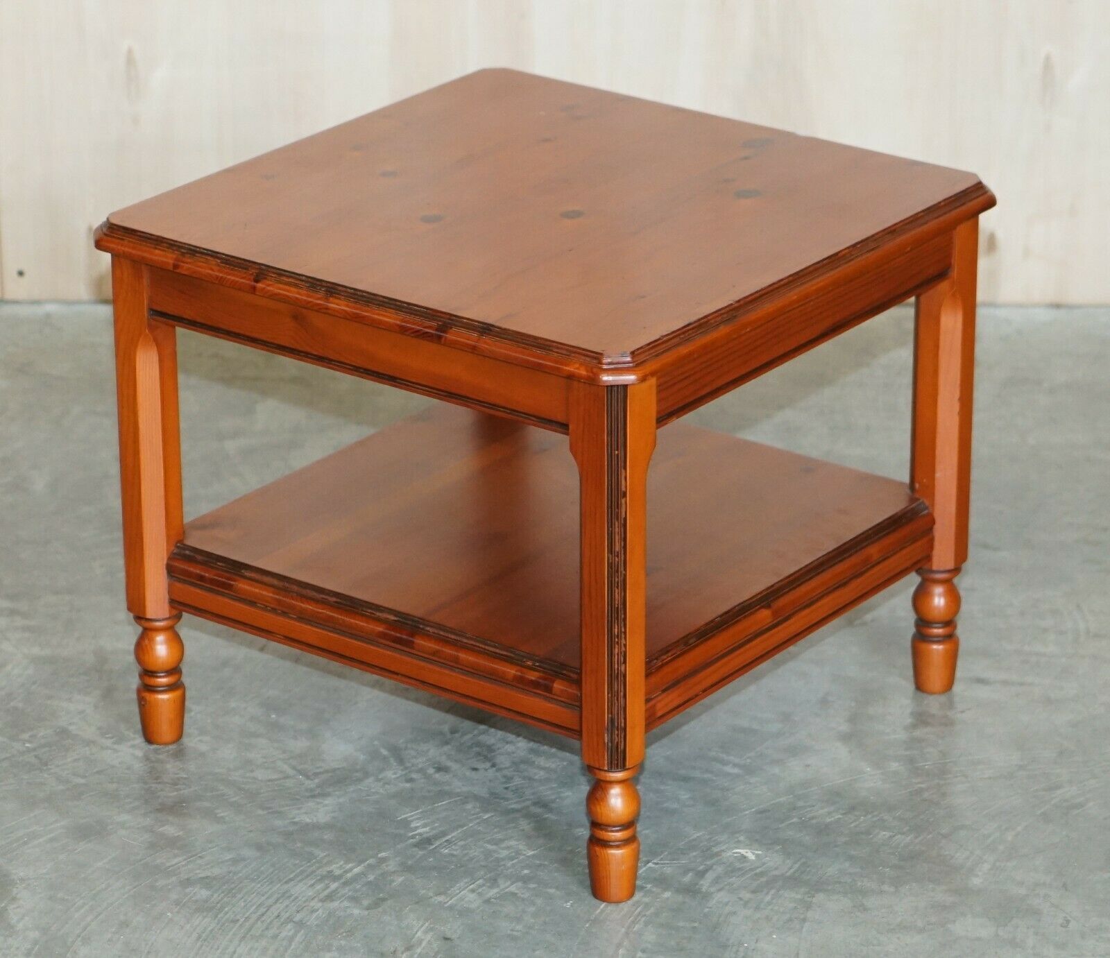 Lovely Vintage Knotty Pine Wood Side End Lamp Wine Table photo furniture